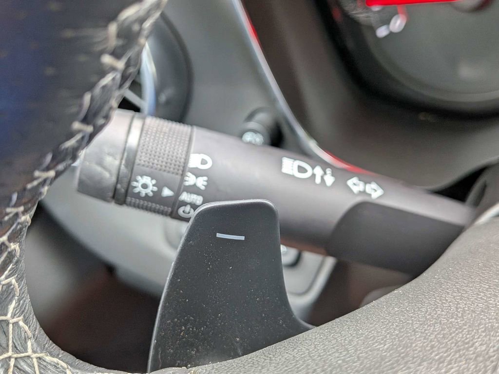 Used 2018 Chevrolet Camaro SS RWD image 28
