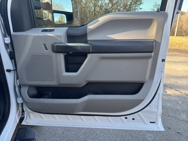 Used 2019 Ford F250 XL w/ Power Equipment Group image 9