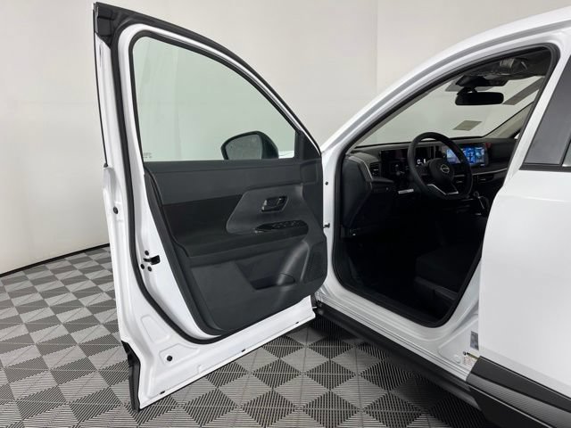 New 2026 Nissan Kicks S FWD image 17