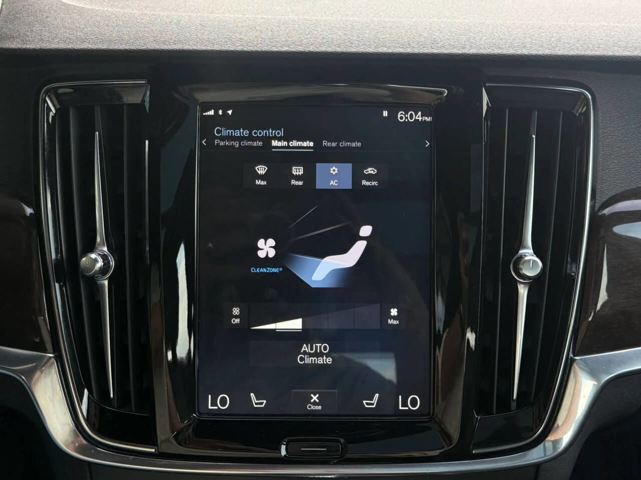 Used 2018 Volvo S90 T5 Momentum w/ Convenience Package image 27