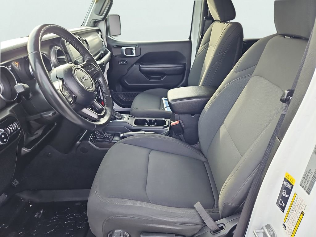 Used 2021 Jeep Gladiator Sport image 29