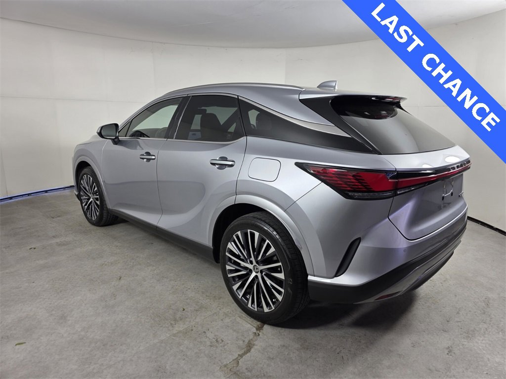 Used 2023 Lexus RX 350 Premium Plus w/ Cold Area Package image 6