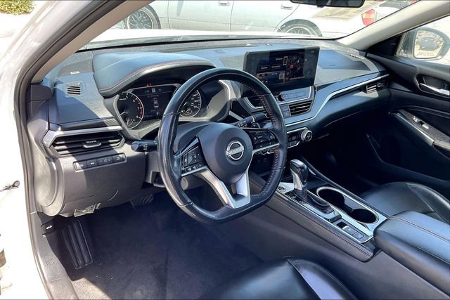 Certified 2023 Nissan Altima 2.0 SR FWD image 14