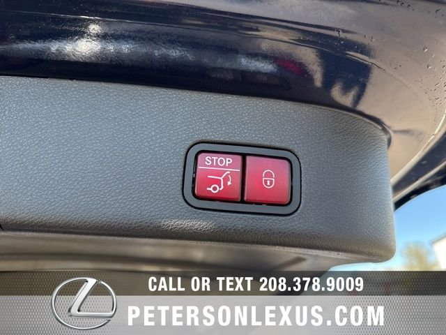 Used 2019 Mercedes-Benz GLS 450 4MATIC image 24