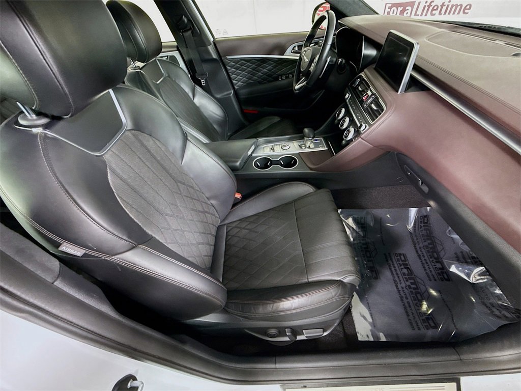 Used 2019 Genesis G70 2.0T Advanced w/ Dynamic Package image 31