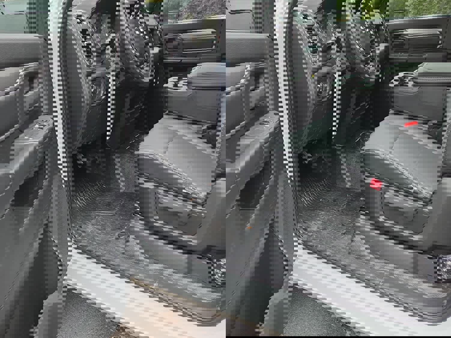 New 2026 RAM 5500 Tradesman w/ Chrome Appearance Group image 10