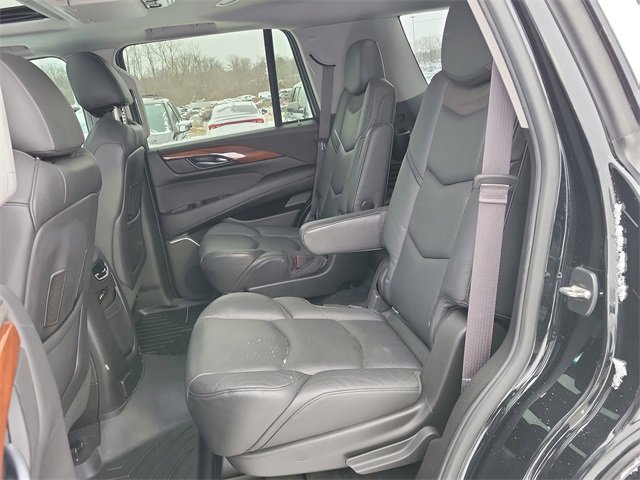 Certified 2015 Cadillac Escalade Luxury image 11