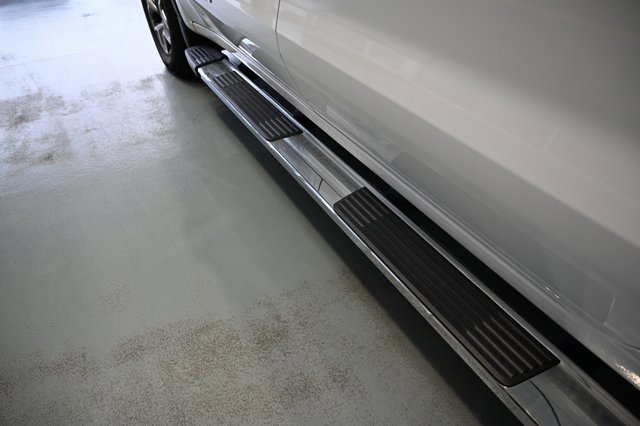 Used 2022 GMC Sierra 1500 SLT w/ SLT Convenience Package image 28