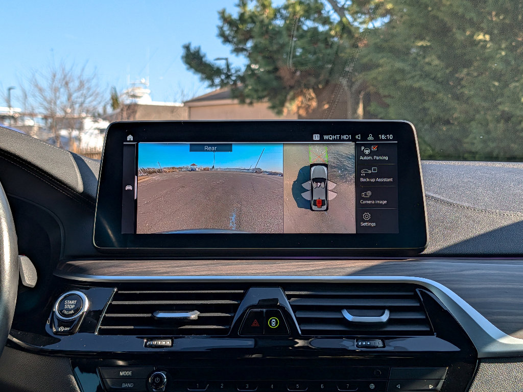 Used 2023 BMW M550i xDrive w/ Executive Package image 23