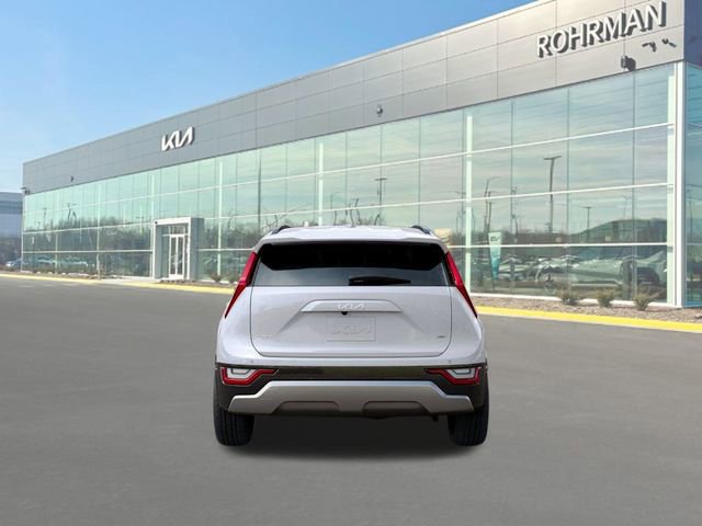 New 2025 Kia Niro SX Touring image 5