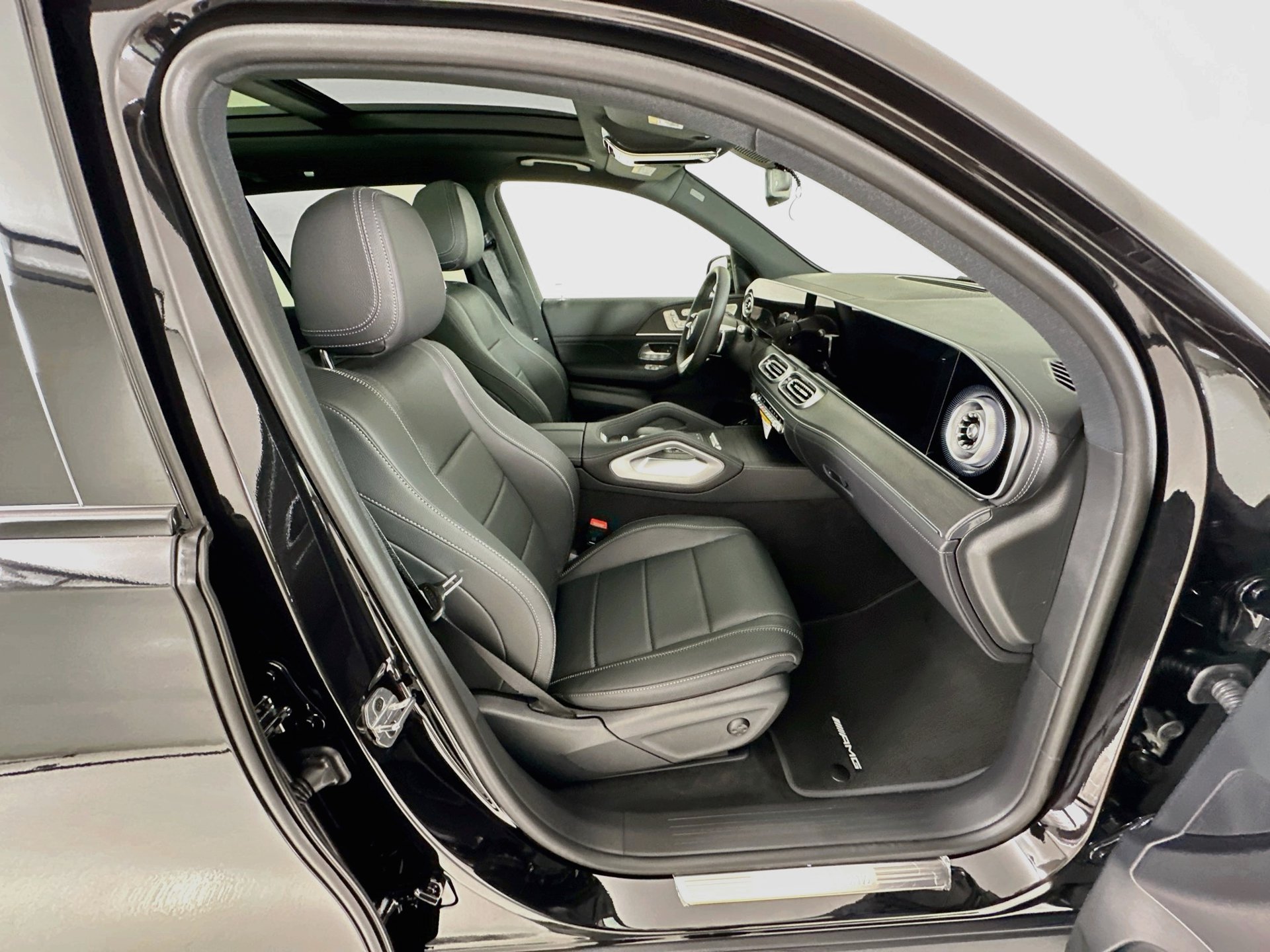 New 2027 Mercedes-Benz GLS 450 4MATIC image 33