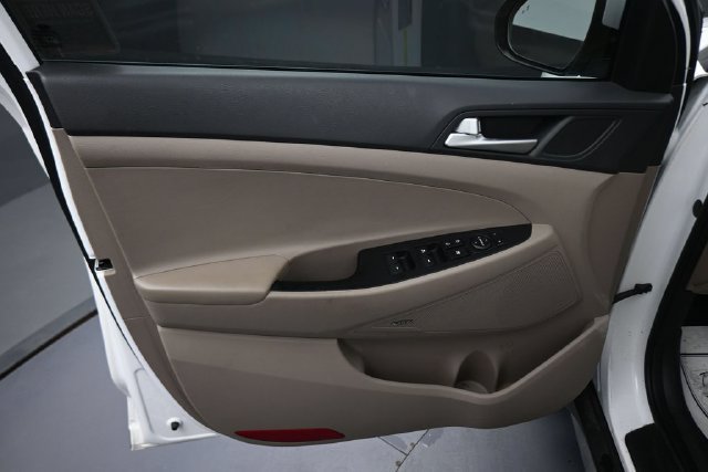 Used 2021 Hyundai Tucson Sport FWD image 28