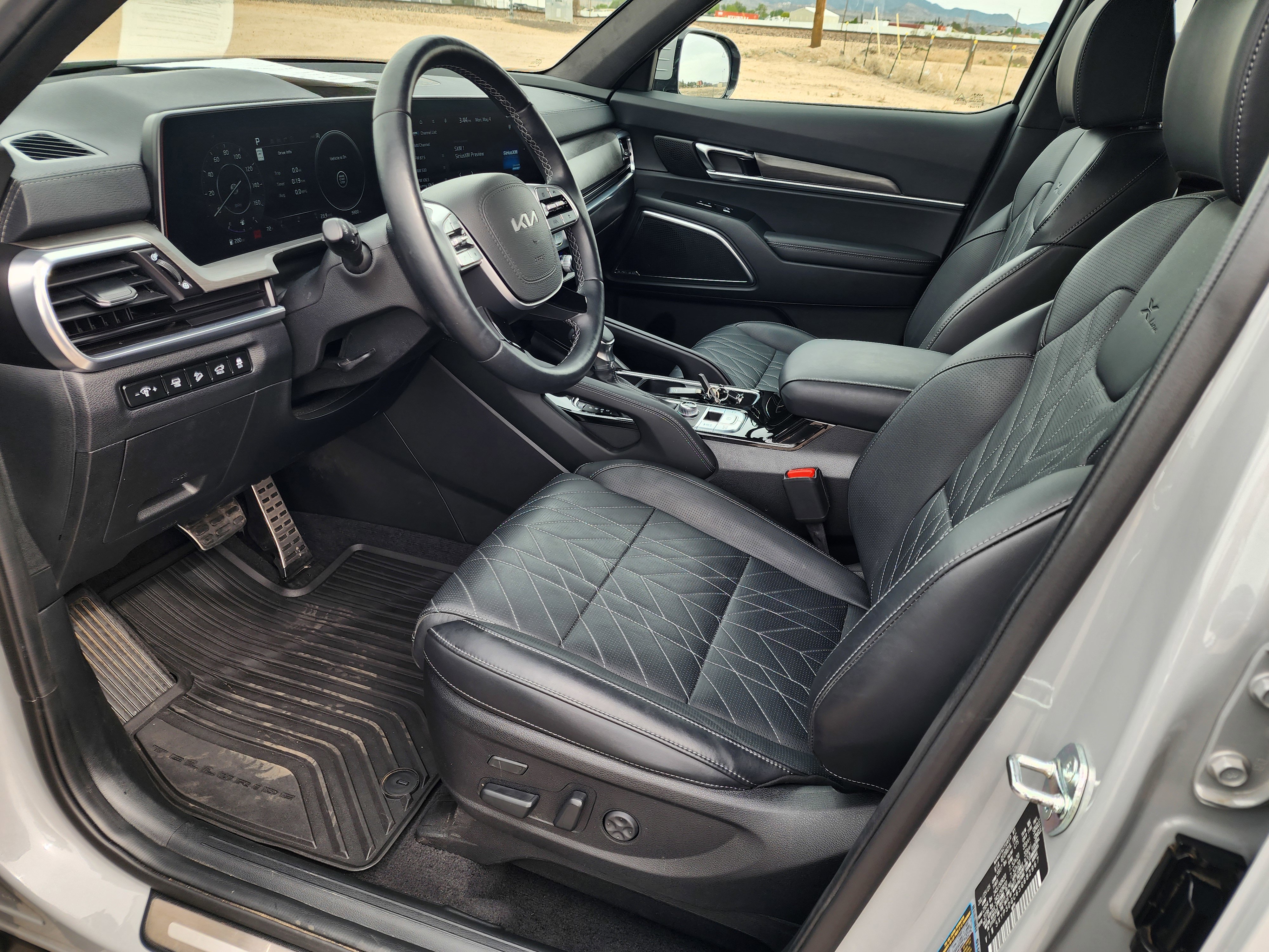 Used 2025 Kia Telluride SX Prestige X-Line AWD/4WD image 17