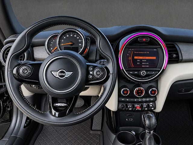 Used 2018 MINI Cooper Convertible FWD image 5