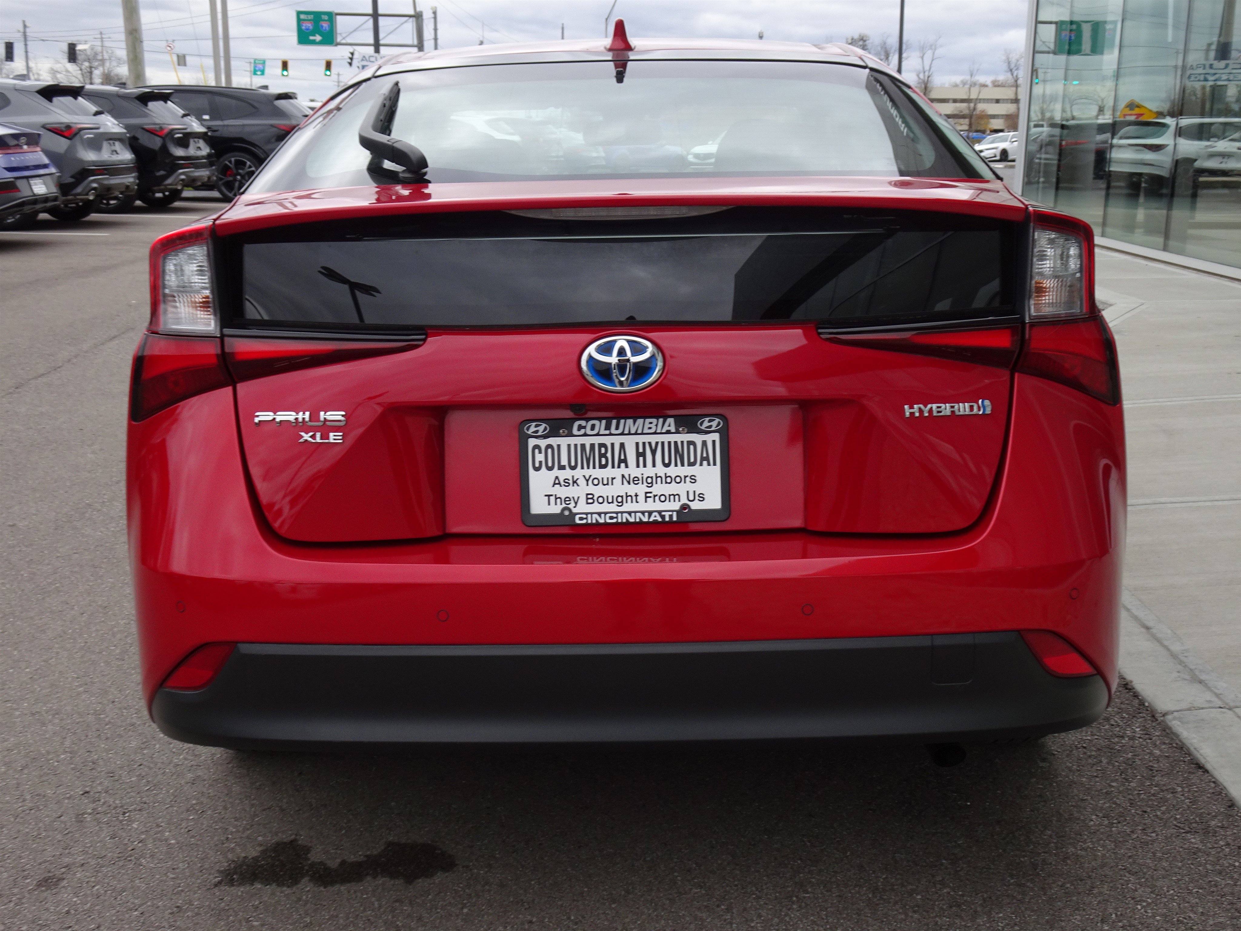 Used 2020 Toyota Prius AWD image 4