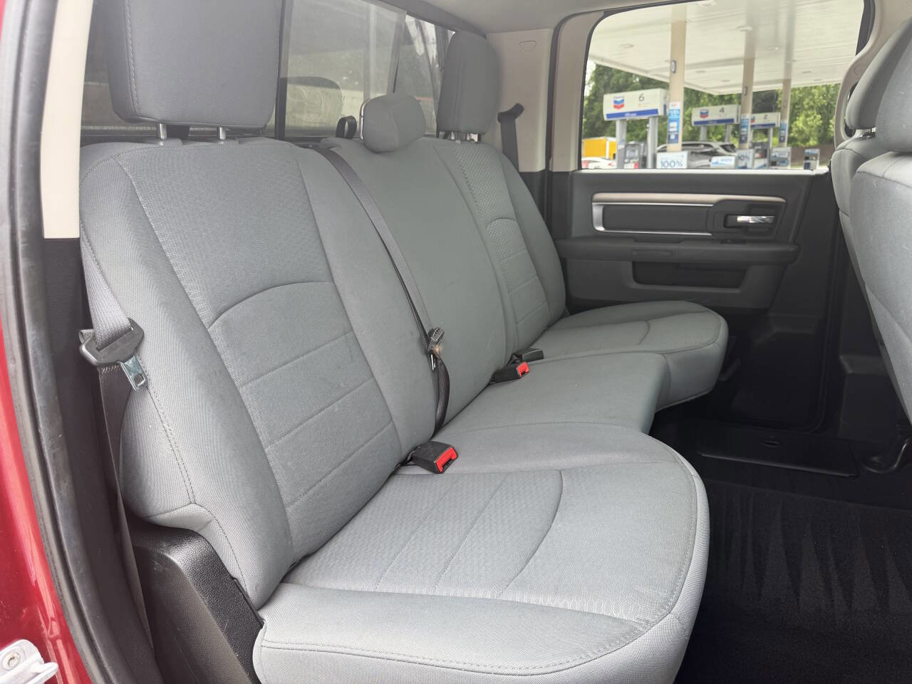 Used 2014 RAM 2500 SLT AWD/4WD image 9
