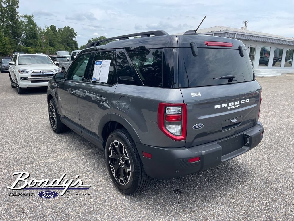 Used 2025 Ford Bronco Sport Outer Banks w/ Outer Banks Tech Package+ AWD/4WD image 12