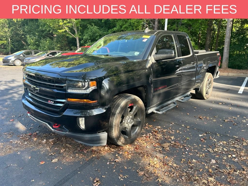 Used 2017 Chevrolet Silverado 1500 LT w/ Redline Edition AWD/4WD image 4