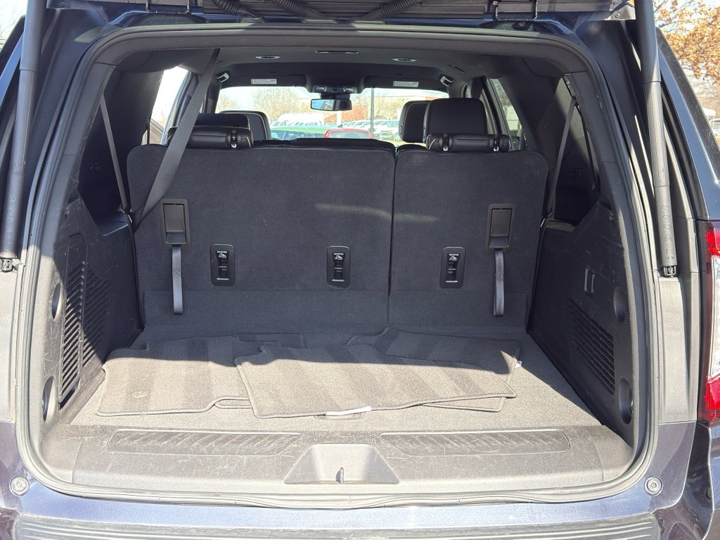 Used 2024 GMC Yukon XL SLT image 29