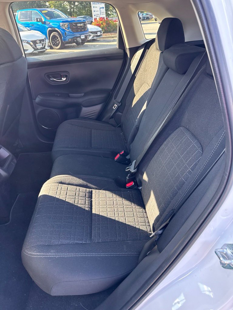 Used 2026 Honda HR-V LX image 12