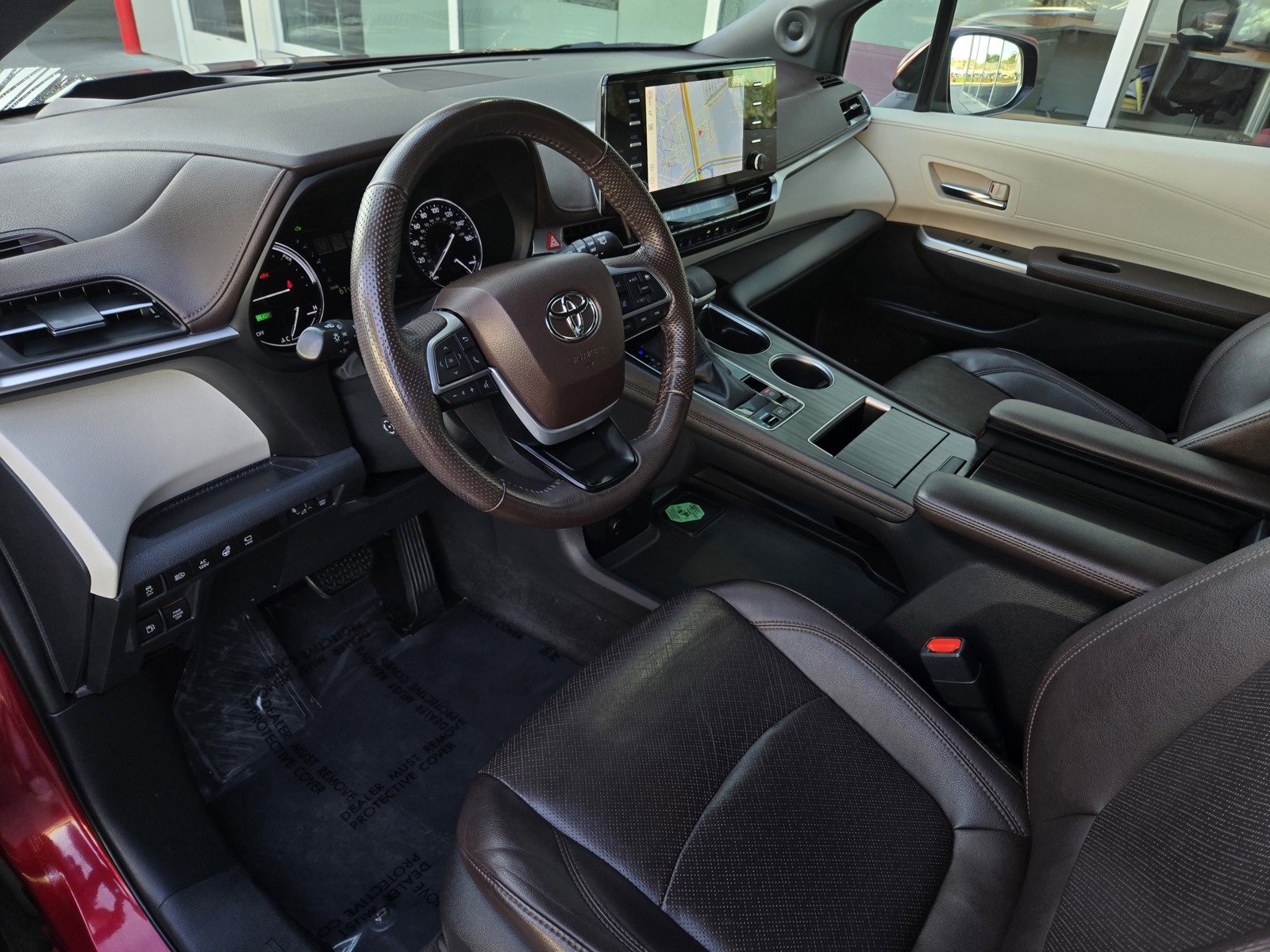 Certified 2022 Toyota Sienna Platinum image 8