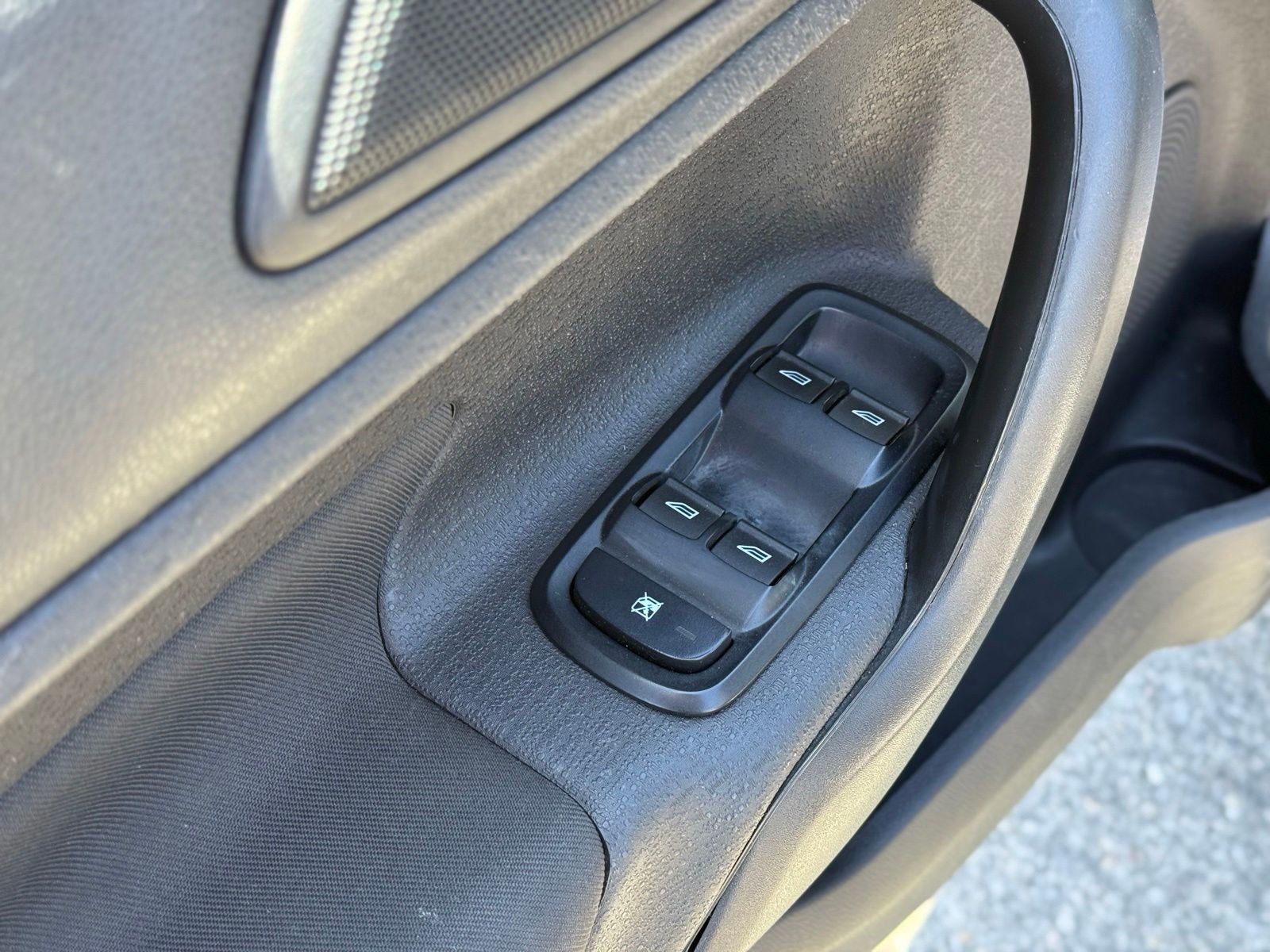 Used 2019 Ford Fiesta SE FWD image 12