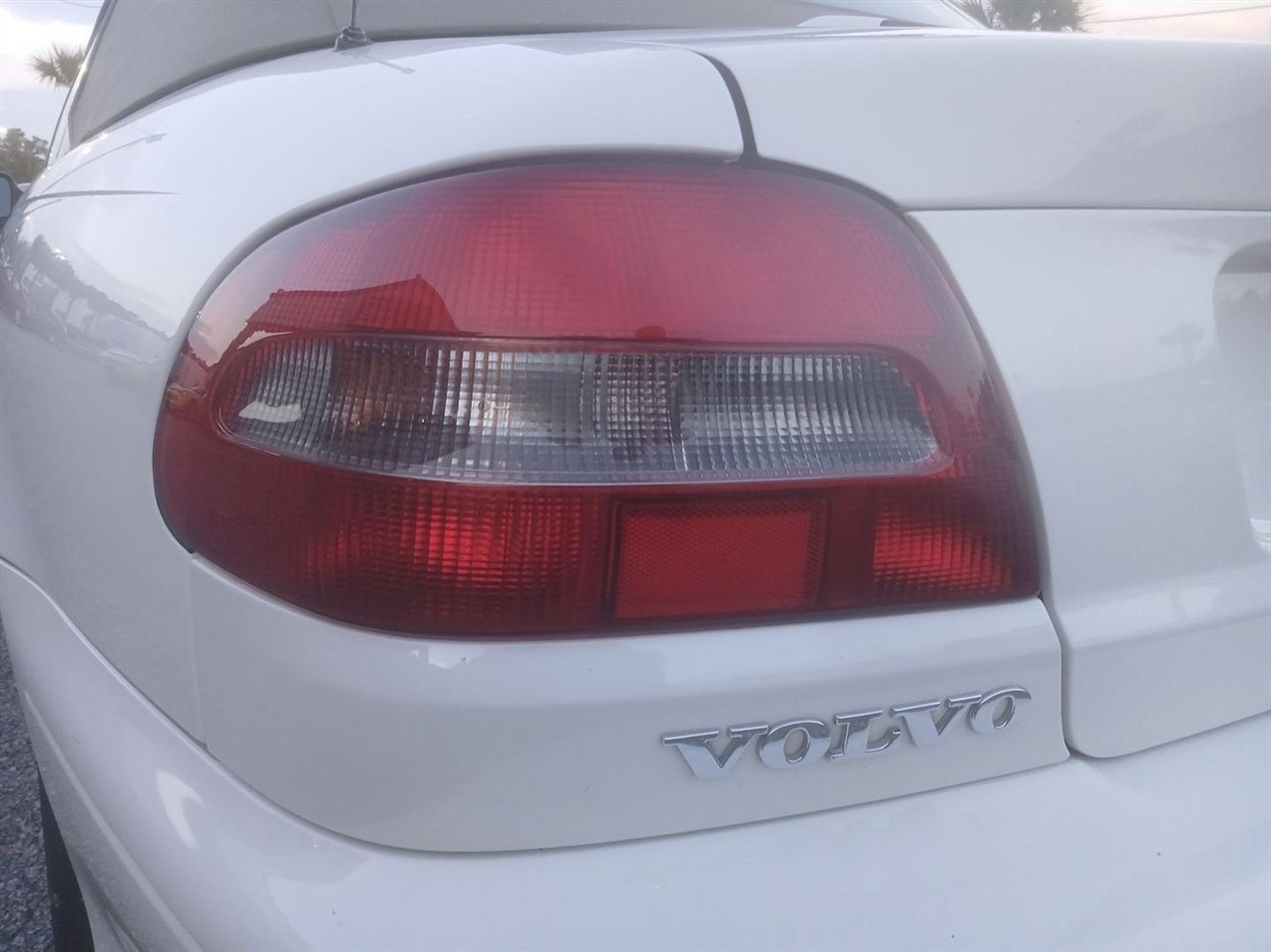 Used 1999 Volvo C70 LT image 42