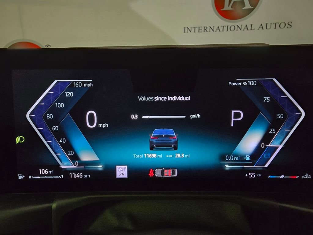 Used 2025 BMW 330i xDrive Sedan w/ M Sport Package image 21