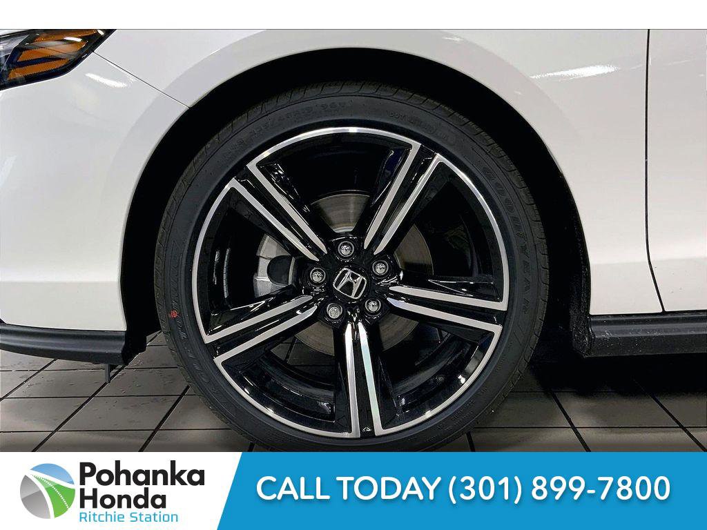 Used 2024 Honda Accord Sport image 8