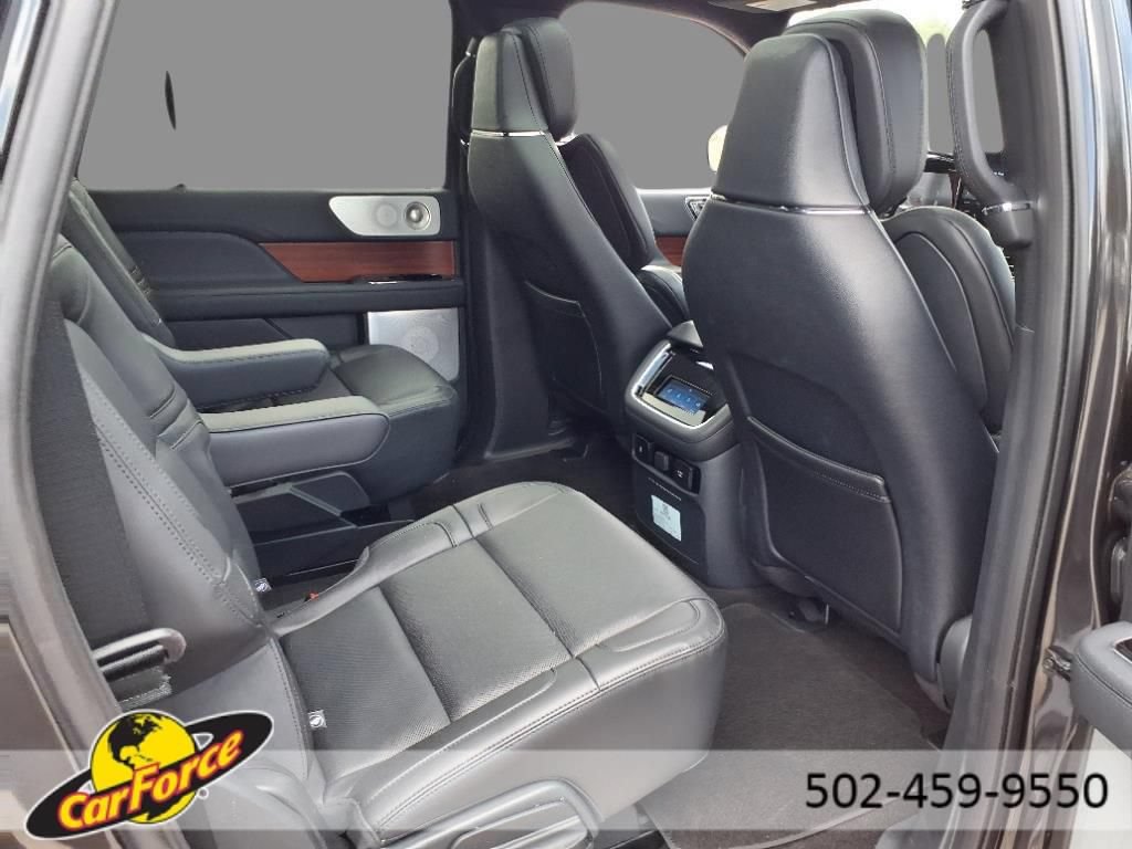 Used 2024 Lincoln Navigator L Reserve AWD/4WD image 42