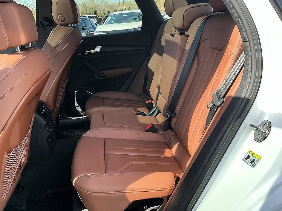 Used 2025 Audi Q5 e Premium image 24