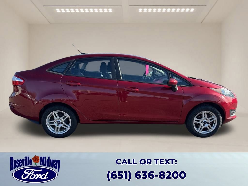 Used 2017 Ford Fiesta SE image 9