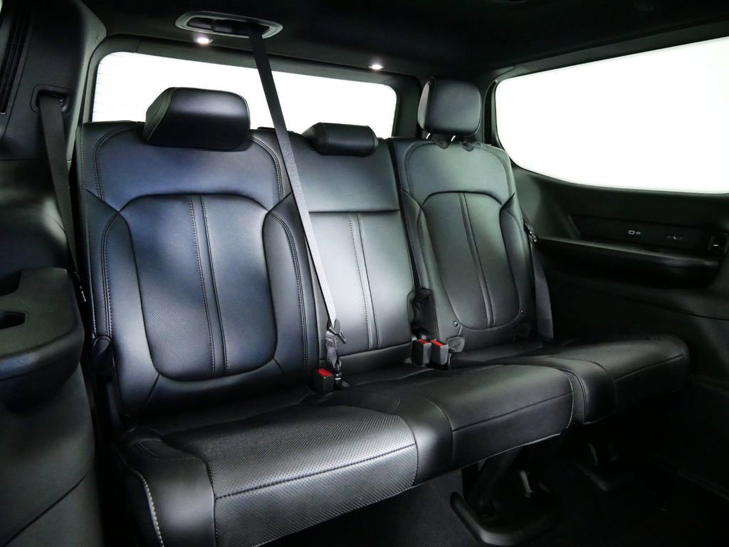 Used 2024 Jeep Wagoneer Series II image 24