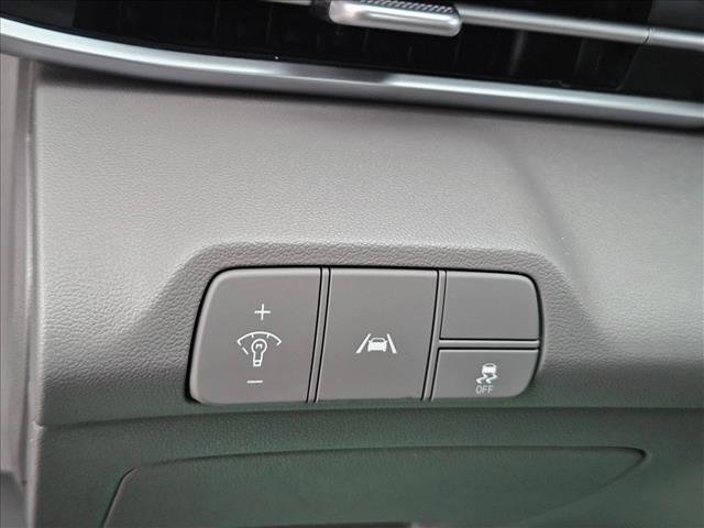 Certified 2023 Hyundai Elantra SEL w/ Convenience Package FWD image 28