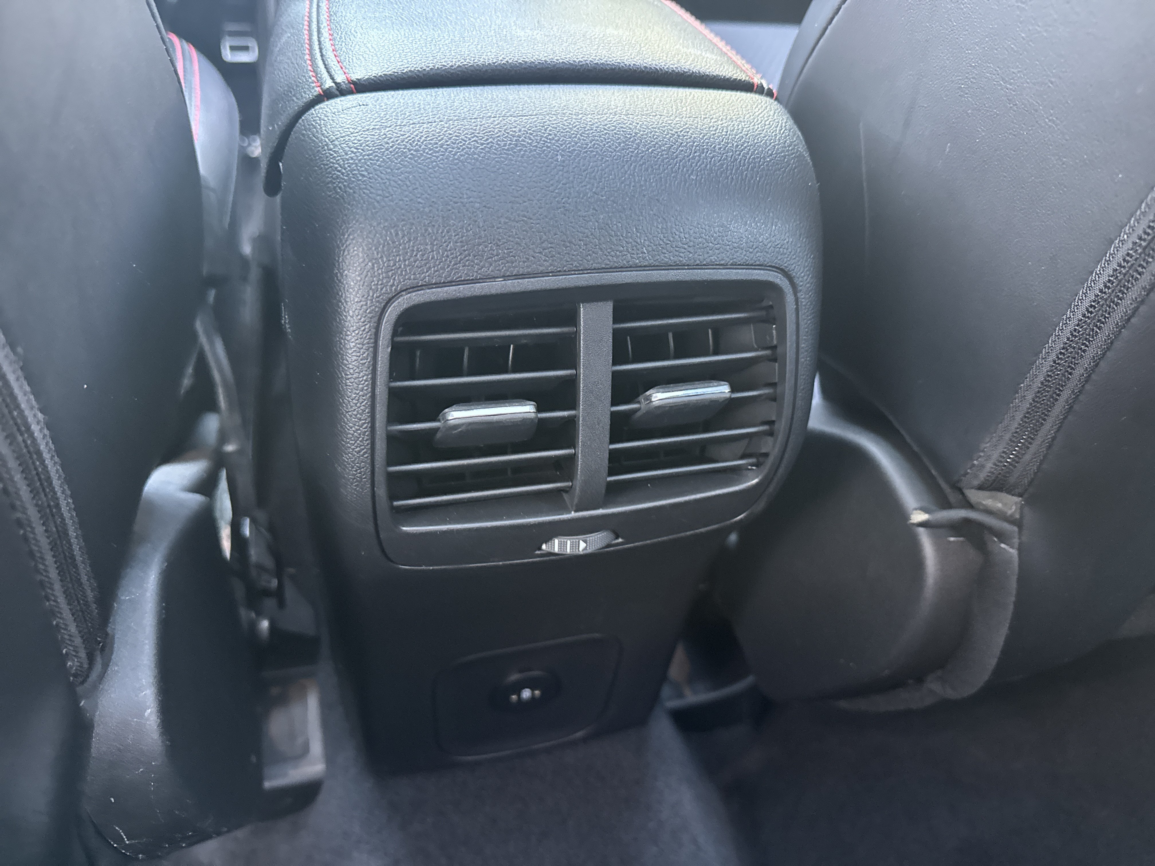 Used 2023 Ford Escape ST-Line Select w/ Tech Pack #2 AWD/4WD image 18