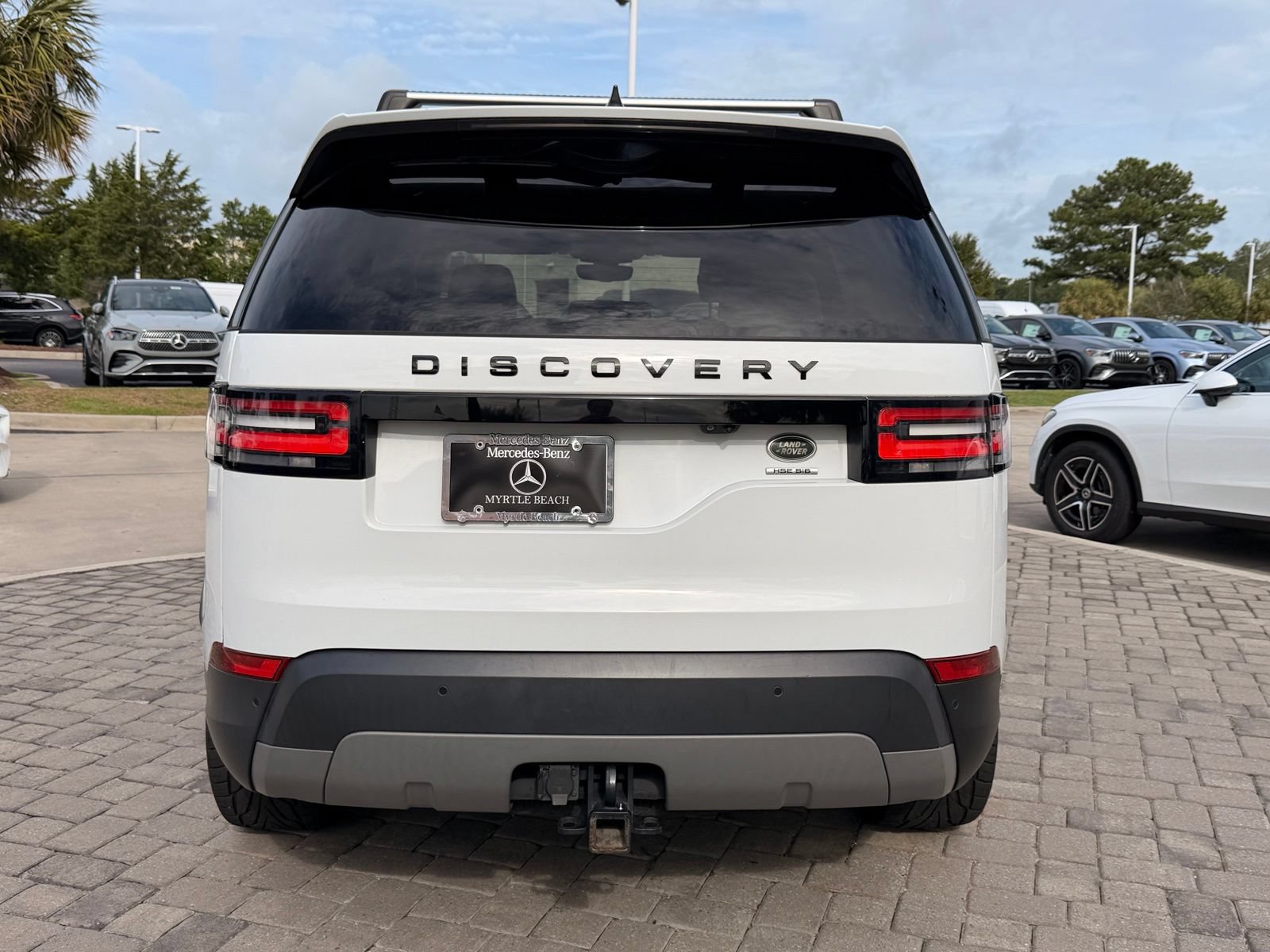 Used 2018 Land Rover Discovery HSE AWD/4WD image 10