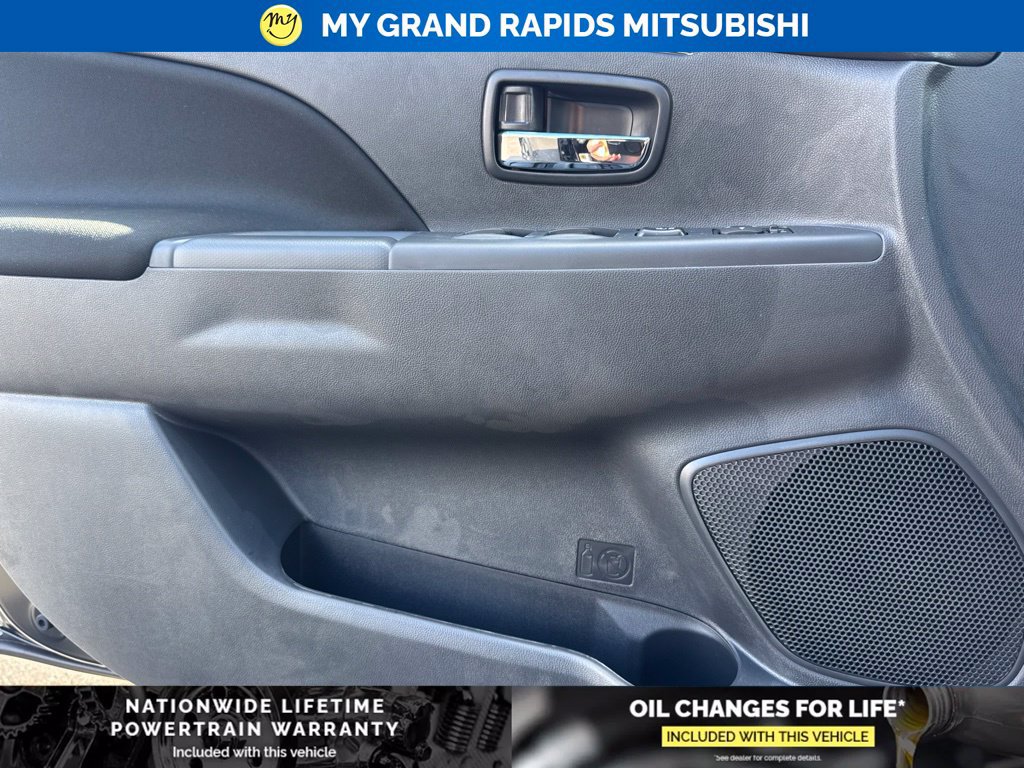 New 2027 Mitsubishi Outlander Sport LE AWD/4WD image 11