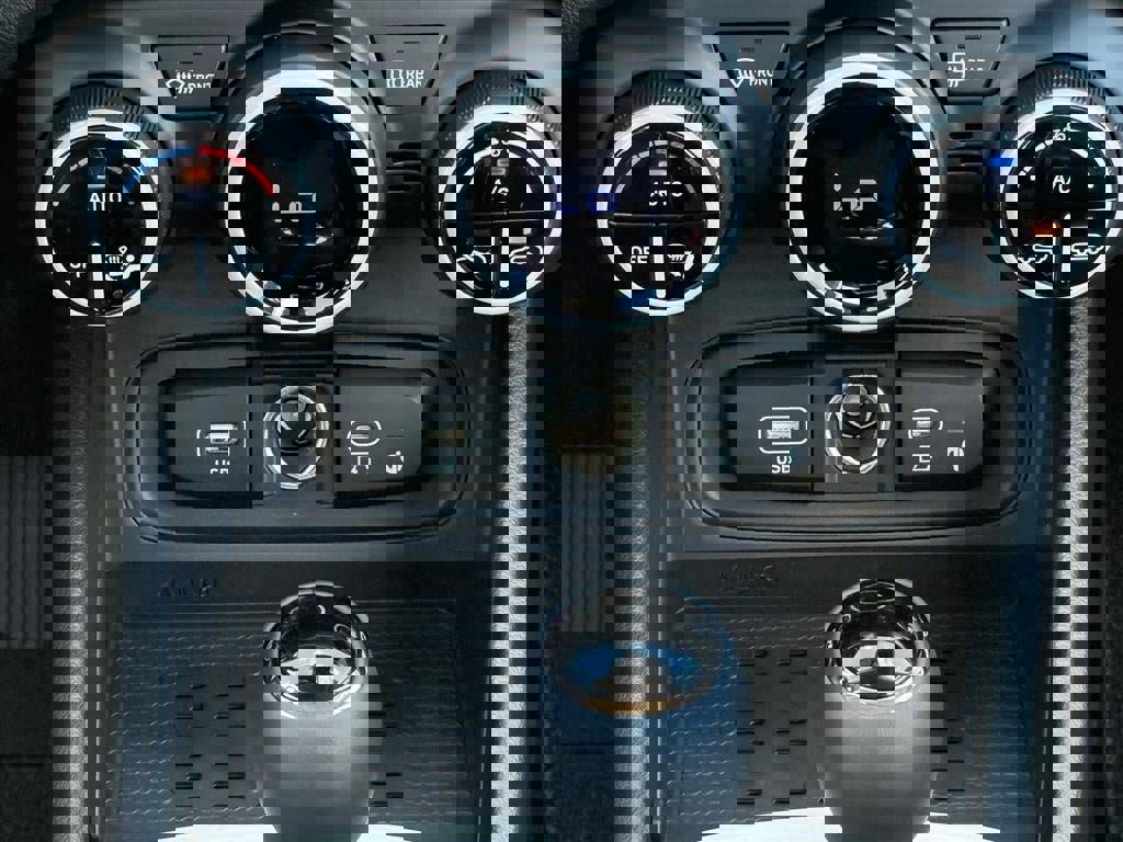 New 2026 Hyundai Venue SEL image 22