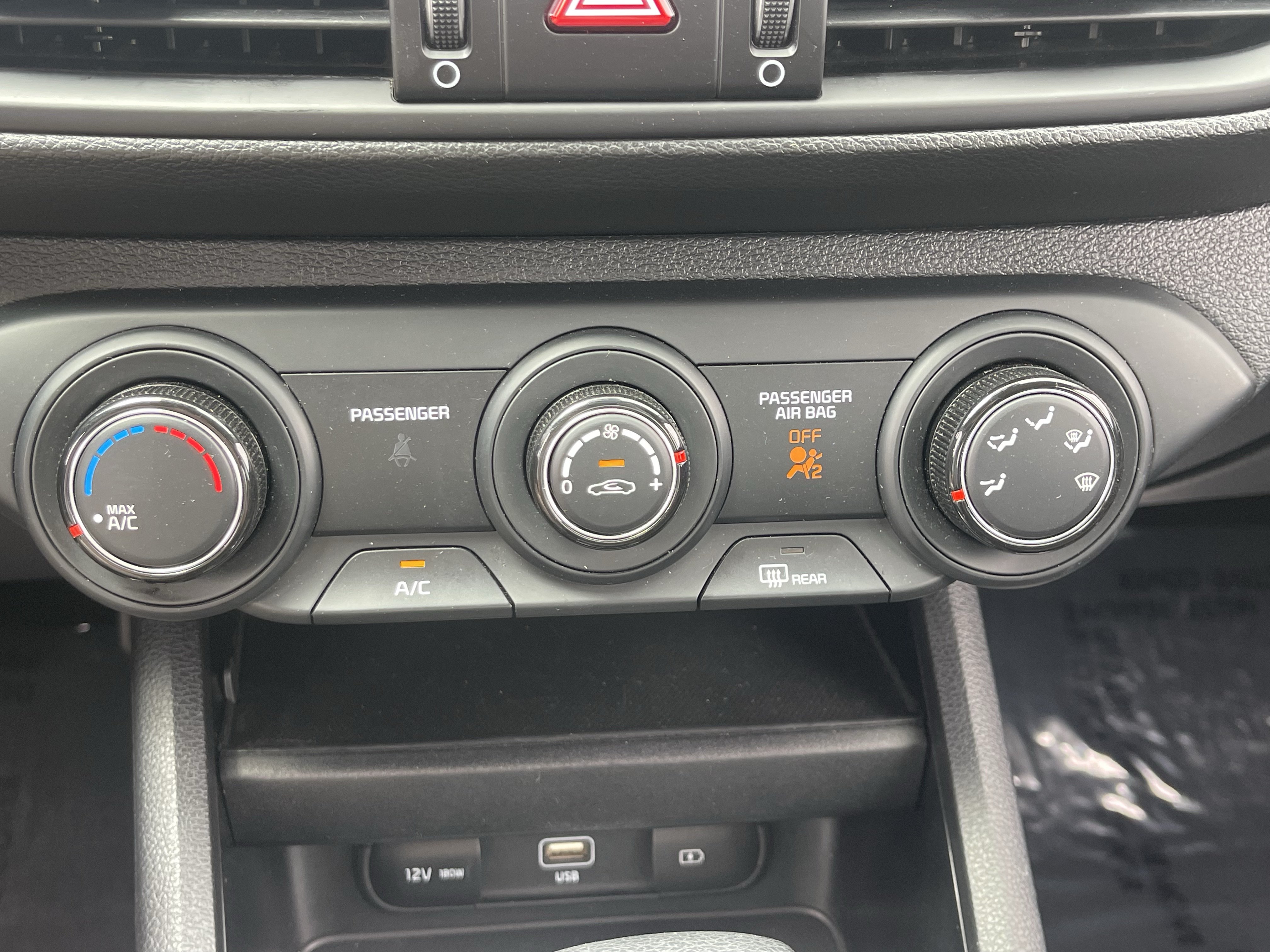 Certified 2024 Kia Forte LXS FWD image 23