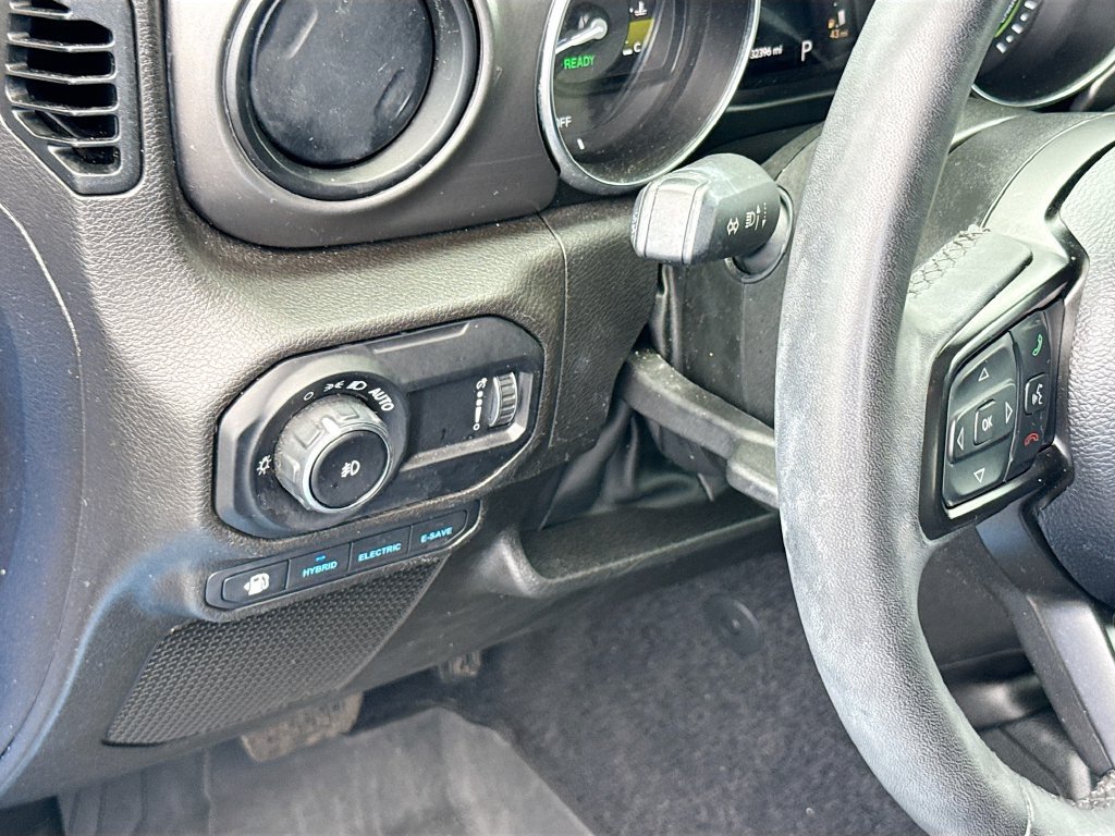 Certified 2023 Jeep Wrangler Unlimited AWD/4WD image 11