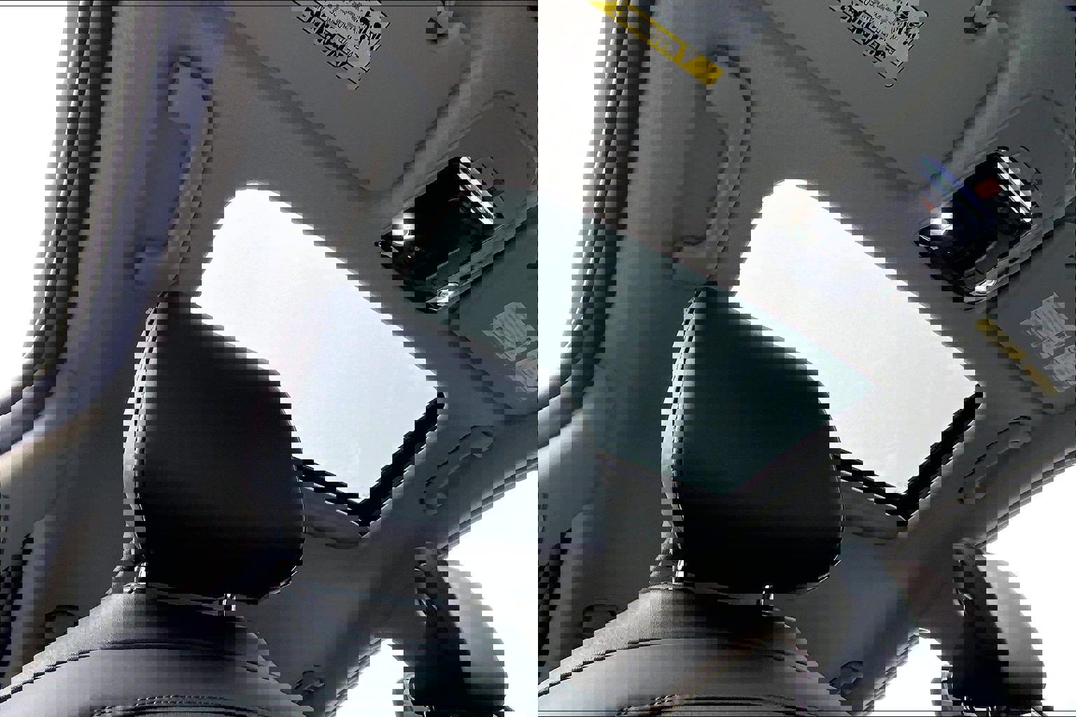 Used 2023 Kia Niro SX image 24