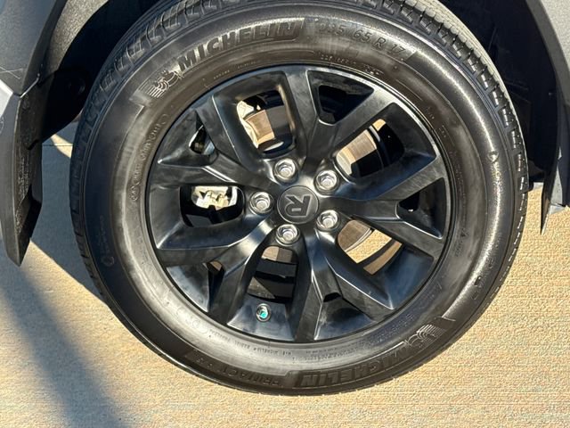 Used 2024 Toyota RAV4 LE image 9