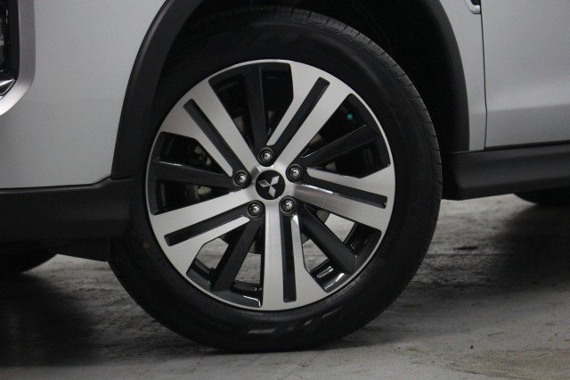New 2026 Mitsubishi Outlander Sport SE image 3