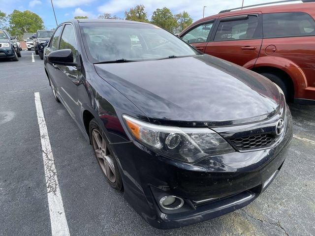 Used 2014 Toyota Camry SE