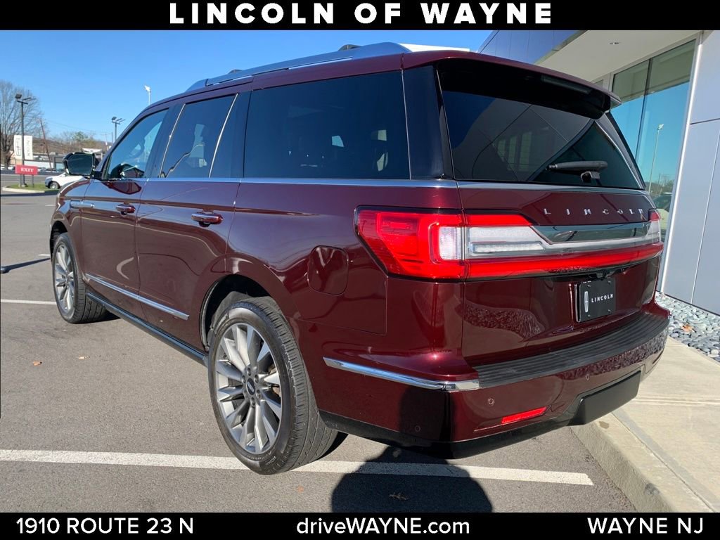 Used 2021 Lincoln Navigator Reserve w/ Luxury Package image 3