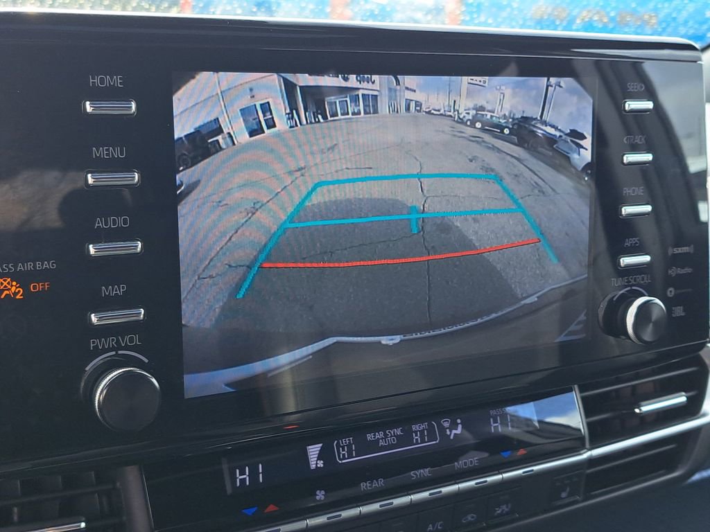 Used 2021 Toyota Sienna XSE w/ XSE Plus Package image 7