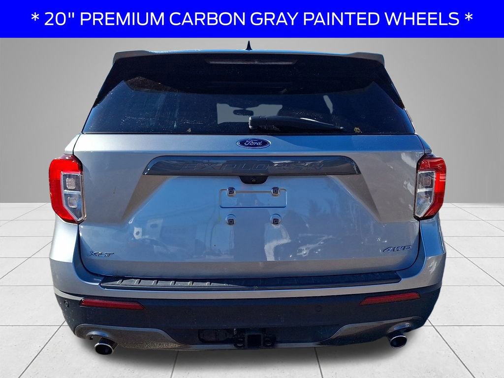 Used 2022 Ford Explorer XLT w/ Equipment Group 202A image 4