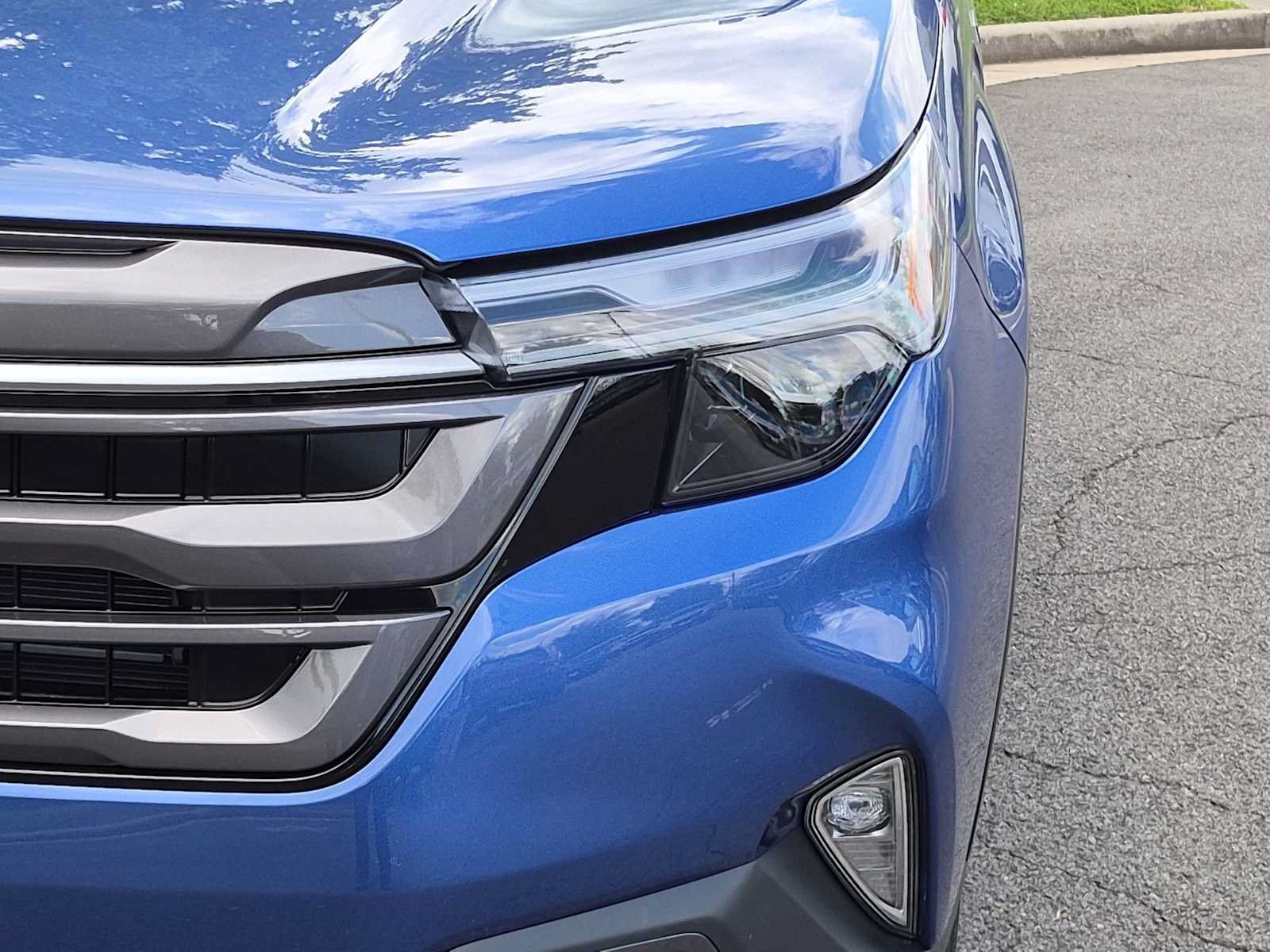 New 2026 Subaru Forester Touring AWD/4WD image 11