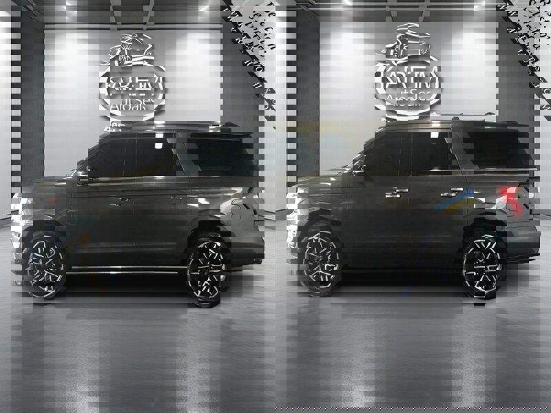 Used 2019 Ford Expedition Max Limited w/ Special Edition Package image 8
