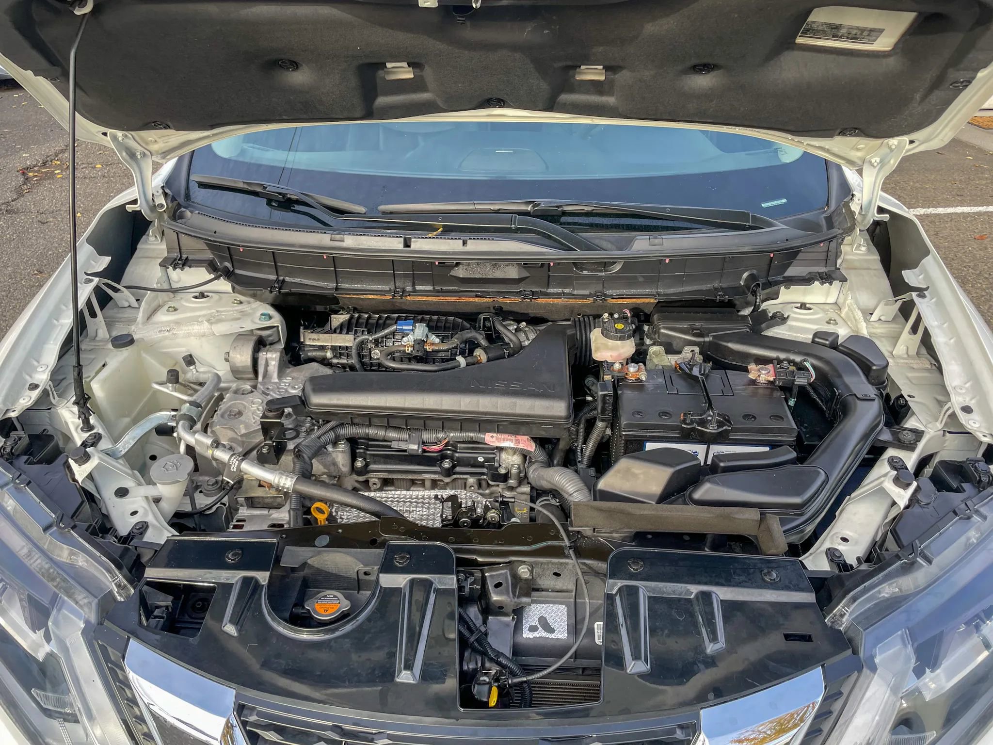 Used 2017 Nissan Rogue SL w/ SL Premium Package image 38